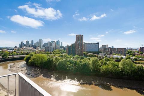 Studio for sale, Kent Building, 47 Hope Street, London, E14