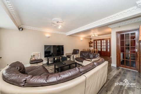 4 bedroom semi-detached house for sale, Morley Crescent West, Stanmore, HA7