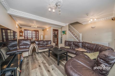 4 bedroom semi-detached house for sale, Morley Crescent West, Stanmore, HA7