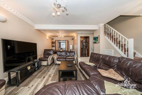 4 bedroom semi-detached house for sale, Morley Crescent West, Stanmore, HA7