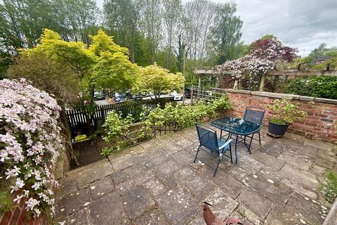 3 bedroom terraced house for sale, Great King Street, Macclesfield