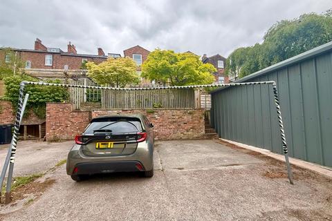 3 bedroom terraced house for sale, Great King Street, Macclesfield