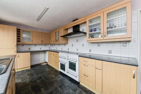 3 bedroom terraced house for sale, Queensway, Tiverton