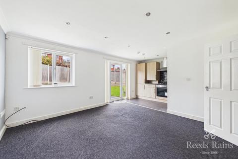 2 bedroom apartment for sale, Randle Mews, Cheshire WA8