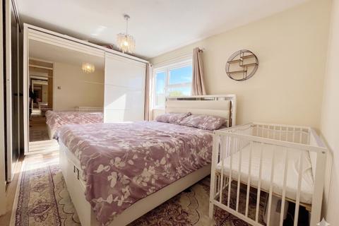 1 bedroom terraced house for sale, Glenfield Road, Luton, Bedfordshire, LU3 2JA