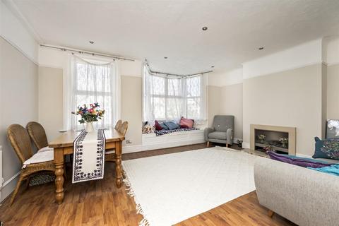 2 bedroom flat for sale, Titian Road, Hove