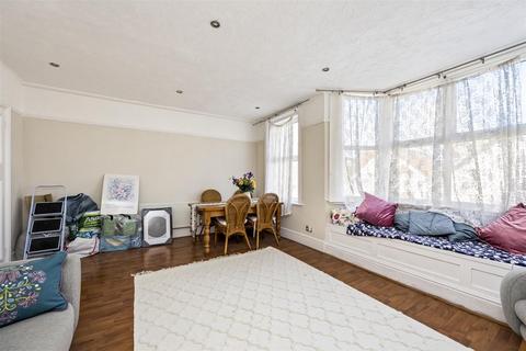 2 bedroom flat for sale, Titian Road, Hove
