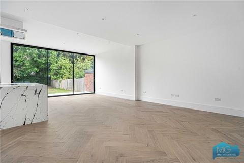 4 bedroom detached house for sale, Alderton Crescent, London, NW4