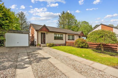 2 bedroom semi-detached bungalow for sale, 1 Parkside Court, Plean, Stirling, FK7 8EG