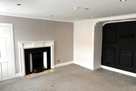 4 bedroom maisonette to rent, Swansacre, Kinross, KY13