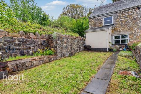 2 bedroom cottage for sale, Varteg Road, Pontypool