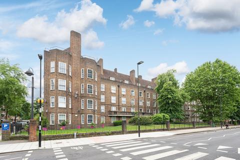 2 bedroom flat to rent, Loughborough Road, Brixton, London, SW9