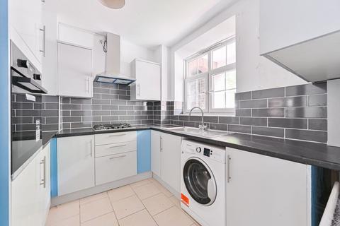 2 bedroom flat to rent, Loughborough Road, Brixton, London, SW9