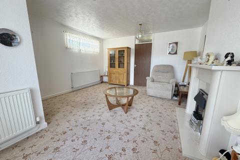 3 bedroom detached bungalow for sale, Keepers Hey, Thornton FY5