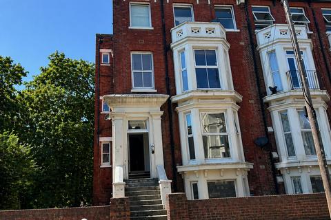 2 bedroom flat for sale, Ashburton Road, Southsea, PO5