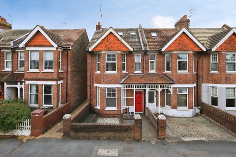 6 bedroom end of terrace house for sale, Whitley Road, Eastbourne
