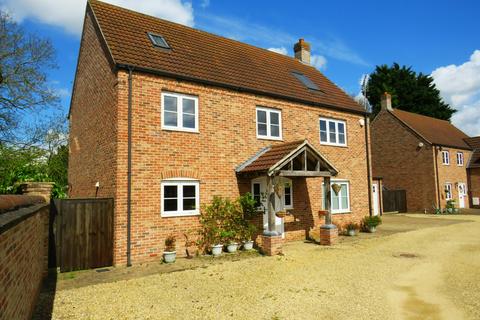 4 bedroom detached house to rent, Long Lane, Feltwell, THETFORD