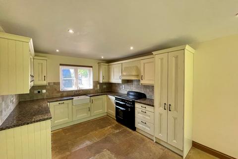 4 bedroom detached house to rent, Long Lane, Feltwell, THETFORD