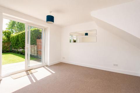 2 bedroom end of terrace house for sale, Woodcock Gardens, Hawkinge, Folkestone, Kent, CT18