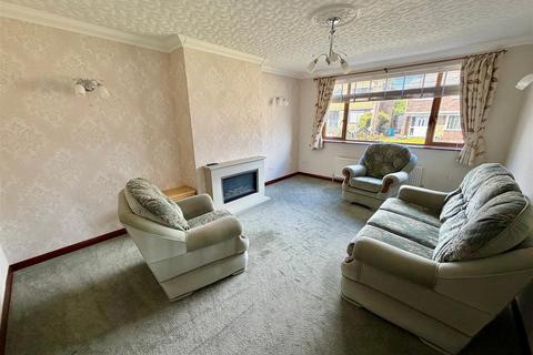 2 bedroom semi-detached bungalow for sale, Hepworth Lane, Mirfield