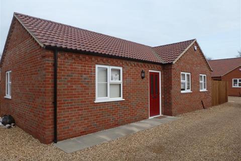 2 bedroom detached bungalow to rent, Ramnoth Road, WISBECH