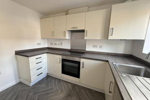 2 bedroom end of terrace house for sale, Saw Mill Way, Burton-On-Trent DE14