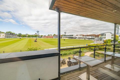1 bedroom flat for sale, Keepers Close, Canterbury, Kent, CT1