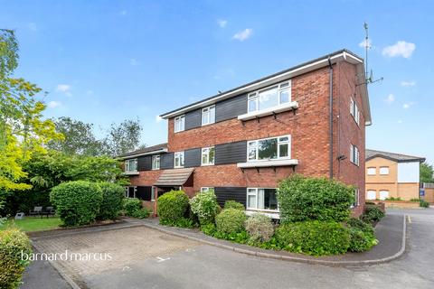2 bedroom flat for sale, The Stanfords, East Street, Epsom