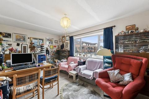 2 bedroom flat for sale, The Stanfords, East Street, Epsom