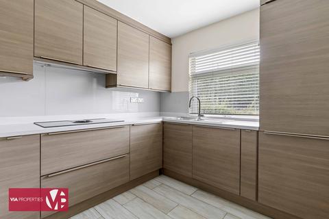 undefined, High Road, Broxbourne EN10