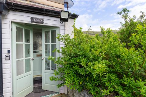 4 bedroom end of terrace house for sale, Marine Terrace, Conwy, LL34