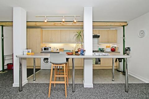 1 bedroom flat for sale, Wellington Gardens, Falmouth, Cornwall, TR11