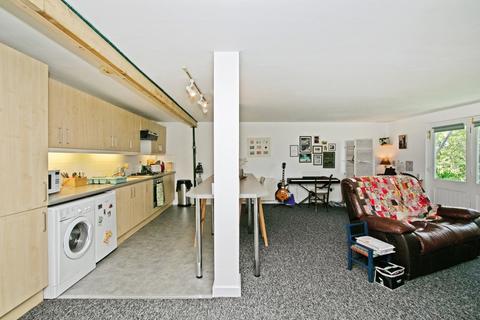 1 bedroom flat for sale, Wellington Gardens, Falmouth, Cornwall, TR11