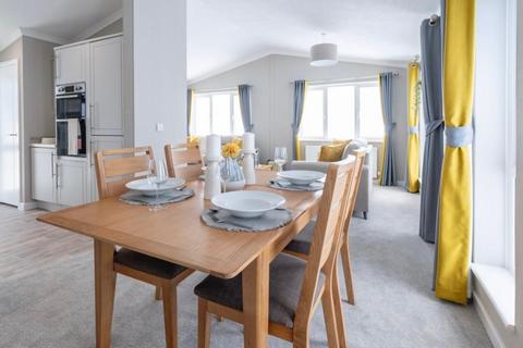 2 bedroom park home for sale, Albrighton Wolverhampton