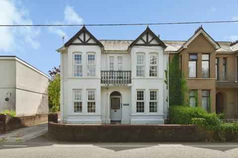 4 bedroom semi-detached house for sale, Pentwyn Road, Ammanford SA18