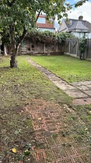 undefined, Pear Tree Avenue, Yiewsley UB7