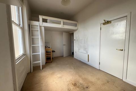 Studio for sale, 23 Irving House, Pittville Circus Road, Cheltenham, Gloucestershire GL52 2PZ