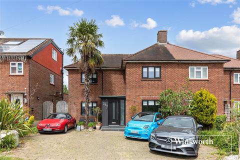 Mays Lane, Barnet, EN5