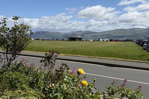 undefined, Beaumaris