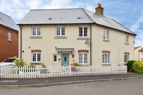 3 bedroom semi-detached house for sale, Clover Lane, Durrington, SP4 8FG