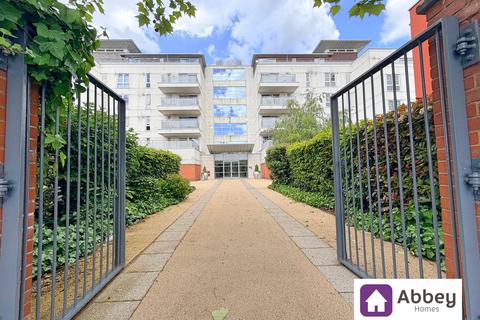 2 bedroom flat to rent, Watkin Road, Leicester, LE2