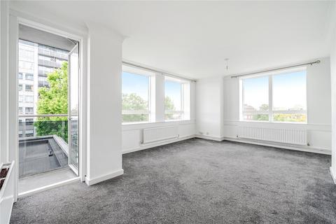 2 bedroom flat for sale, Wellington Close, Walton-On-Thames, KT12