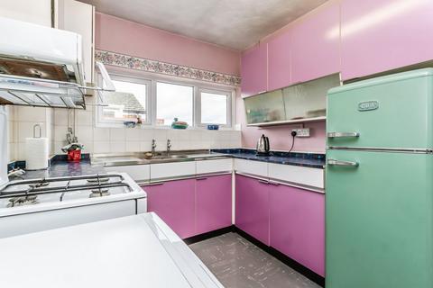 3 bedroom detached bungalow for sale, Orchard Glade, Ashford, TN27 9