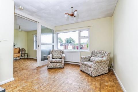 3 bedroom detached bungalow for sale, Orchard Glade, Ashford, TN27 9