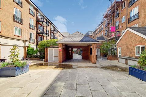 2 bedroom flat to rent, Brentford Lock, Brentford, TW8