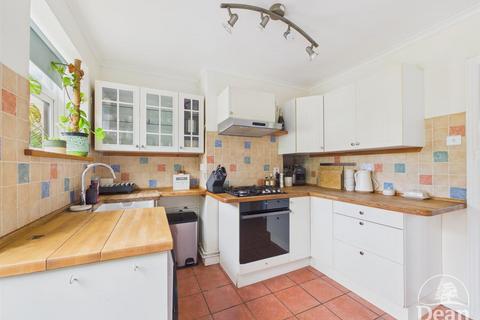 3 bedroom semi-detached house for sale, Clanna Lane, Lydney GL15