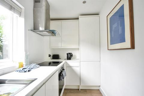 1 bedroom apartment for sale, Thames Row, Kew Bridge Road