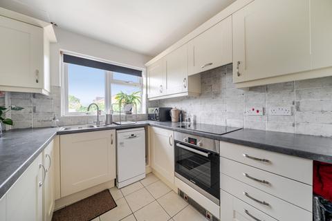 3 bedroom bungalow for sale, Pine Grove, Church Crookham, GU52