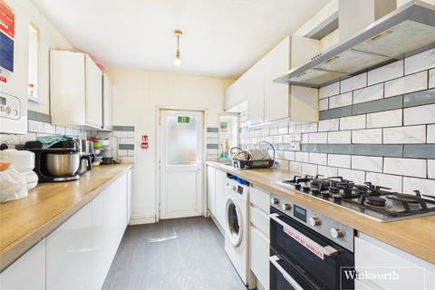 3 bedroom terraced house to rent, Liverpool Road, Reading, Berkshire, RG1