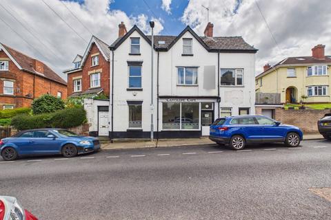 4 bedroom semi-detached house for sale, Cantilupe Road, Ross-on-Wye, Herefordshire, HR9